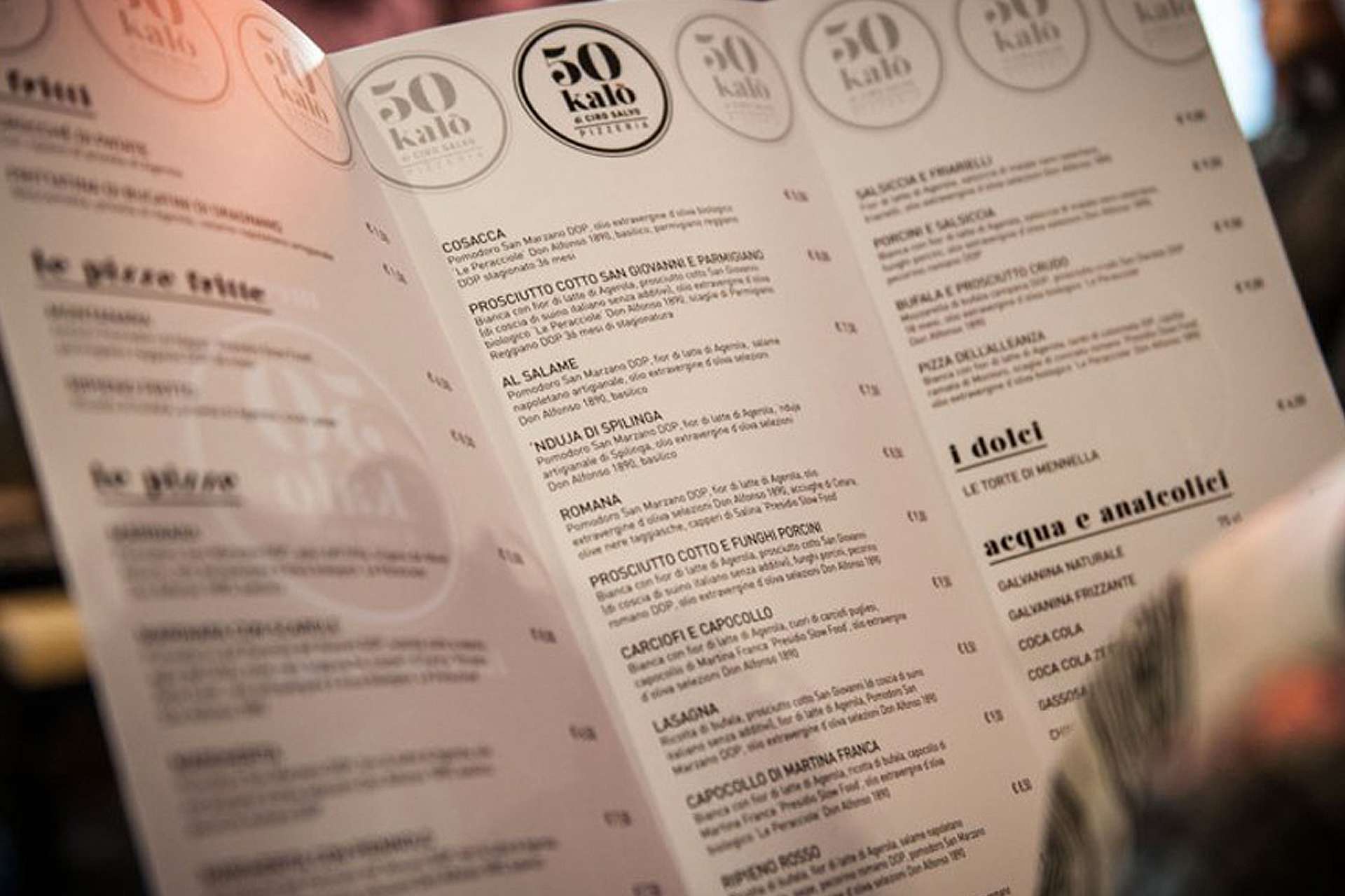 Comunicazione punto vendita 50 Kalò di Ciro Salvo - Web agency Napoli - Libellula Grafica Lab